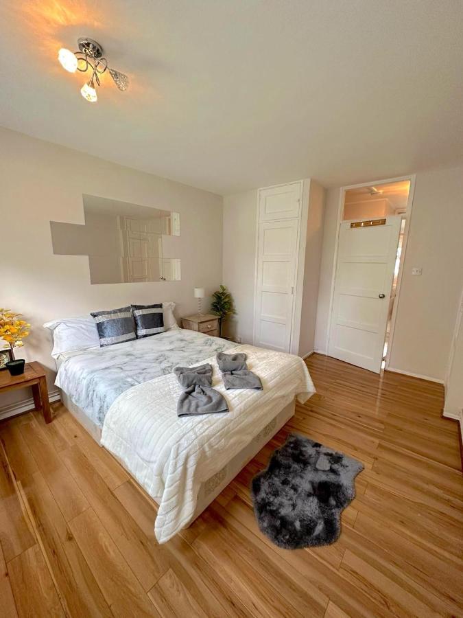 303 Alexandra Avenue Ha2 9Dx Apartamento Pinner Exterior foto